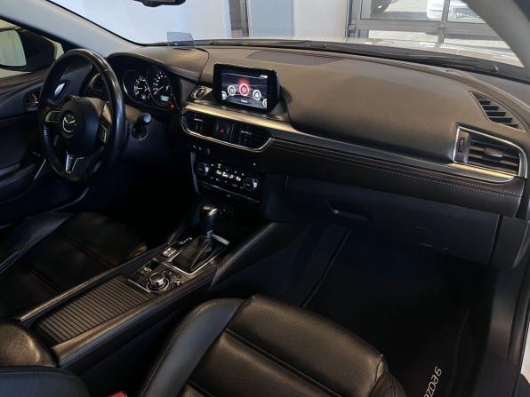 Mazda 6 III (GJ) Рестайлинг с пробегом 2016 года, цена 2 140 000 рублей, 133095 км, седан, Автокод Объявления