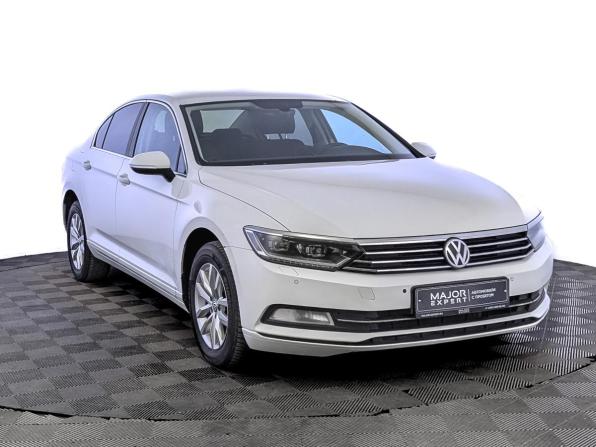 Volkswagen Passat B8 с пробегом 2018 года, цена 1 595 000 рублей, 248900 км, седан, Автокод Объявления