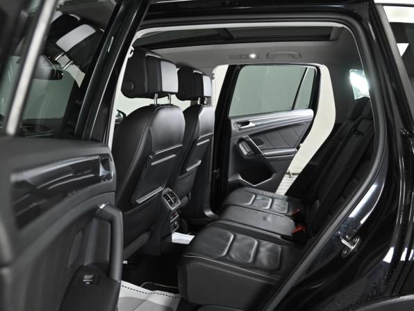 Volkswagen Tiguan II с пробегом 2018 года, цена 1 639 000 рублей, 84971 км, внедорожник, Автокод Объявления