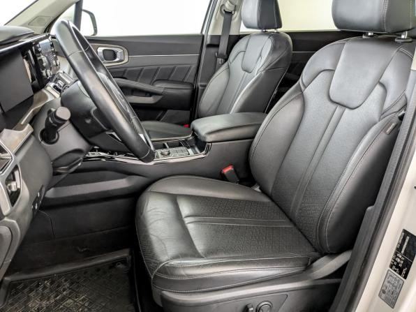 Kia Sorento IV с пробегом 2021 года, цена 3 955 000 рублей, 38135 км, внедорожник, Автокод Объявления