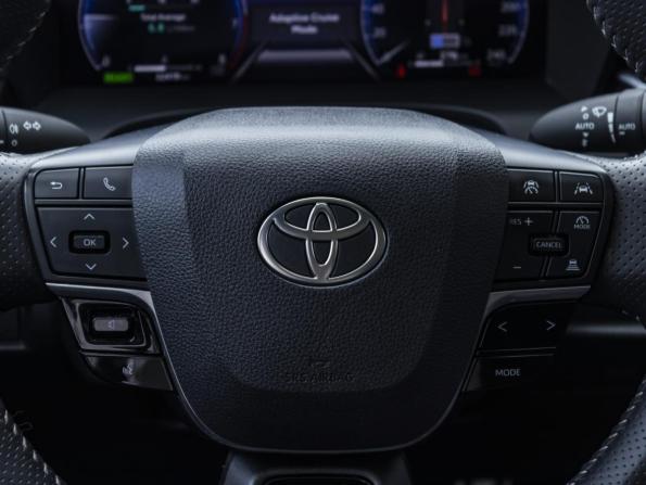 Toyota Camry IX (XV80) China Market с пробегом 2024 года, цена 3 798 000 рублей, 32418 км, седан, Автокод Объявления