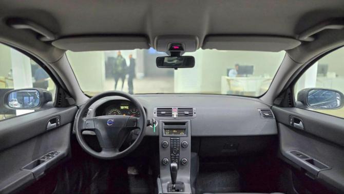 Volvo V50 I Рестайлинг с пробегом 2008 года, цена 889 000 рублей, 228000 км, универсал, Автокод Объявления
