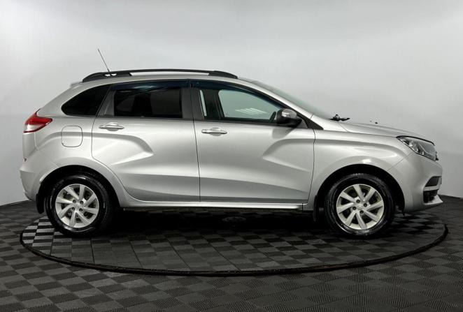 Lada (ВАЗ) XRAY I с пробегом 2017 года, цена 820 000 рублей, 95538 км, хэтчбек, Автокод Объявления
