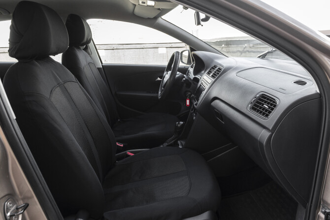 Volkswagen Polo V Рестайлинг с пробегом 2016 года, цена 753 400 рублей, 261164 км, седан, Автокод Объявления