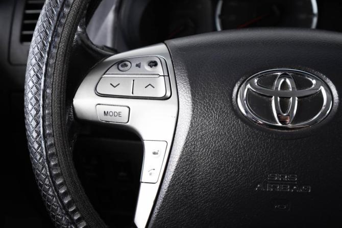 Toyota Hilux VII Рестайлинг с пробегом 2012 года, цена 1 999 000 рублей, 386100 км, offers.body_type.unknown, Автокод Объявления