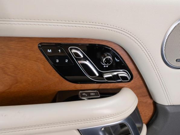 Land Rover Range Rover IV Рестайлинг с пробегом 2021 года, цена 6 800 000 рублей, 78944 км, внедорожник, Автокод Объявления