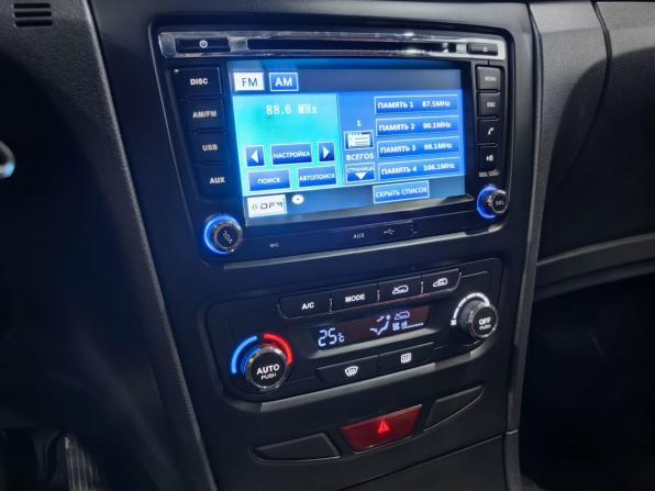 Dongfeng H30 Cross с пробегом 2015 года, цена 690 000 рублей, 139000 км, хэтчбек, Автокод Объявления