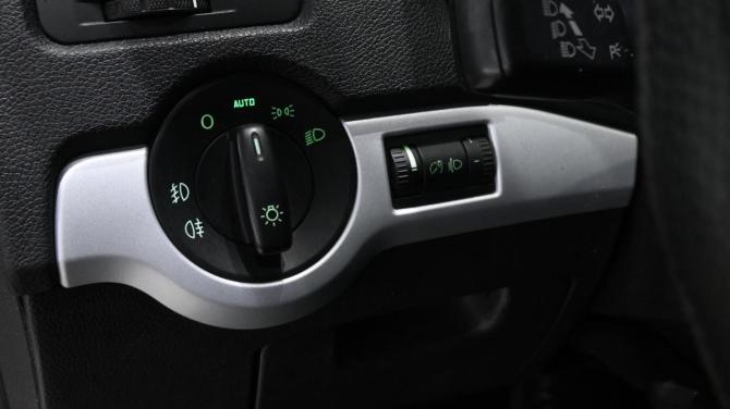 Skoda Octavia II (A5) Рестайлинг с пробегом 2009 года, цена 630 000 рублей, 262090 км, лифтбек, Автокод Объявления