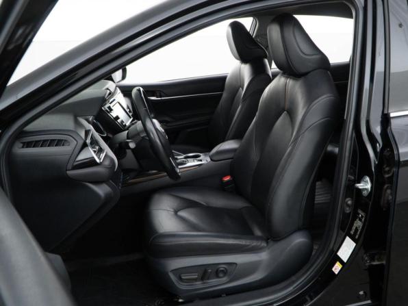 Toyota Camry VIII (XV70) с пробегом 2018 года, цена 2 499 077 рублей, 142314 км, седан, Автокод Объявления