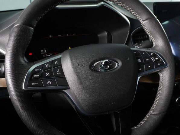 Lada (ВАЗ) Vesta I Рестайлинг (NG) с пробегом 2023 года, цена 1 499 000 рублей, 7499 км, седан, Автокод Объявления