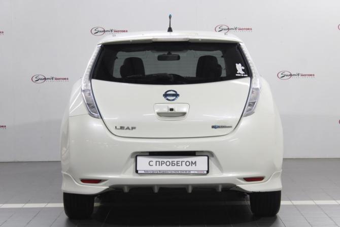 Nissan Leaf I (ZE0/AZE0) с пробегом 2012 года, цена 400 000 рублей, 80080 км, хэтчбек, Автокод Объявления
