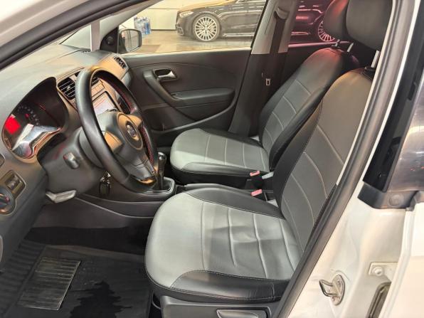 Volkswagen Polo V с пробегом 2013 года, цена 697 000 рублей, 131174 км, седан, Автокод Объявления
