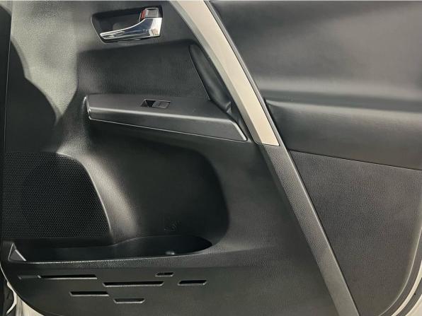 Toyota RAV4 IV (XA40) Рестайлинг с пробегом 2018 года, цена 2 754 000 рублей, 68370 км, внедорожник, Автокод Объявления