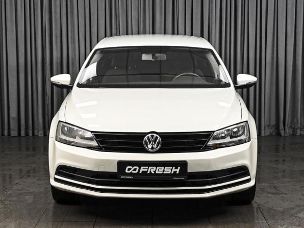 Volkswagen Jetta VI Рестайлинг с пробегом 2015 года, цена 1 025 000 рублей, 58755 км, седан, Автокод Объявления