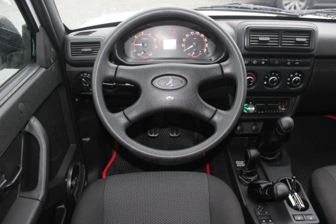 Lada (ВАЗ) Niva Legend I с пробегом 2024 года, цена 917 000 рублей, 2722 км, внедорожник, Автокод Объявления