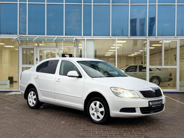 Skoda Octavia II (A5) Рестайлинг с пробегом 2012 года, цена 765 000 рублей, 161298 км, лифтбек, Автокод Объявления