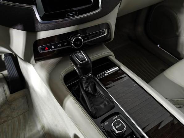 Volvo XC90 II с пробегом 2015 года, цена 3 500 000 рублей, 91600 км, внедорожник, Автокод Объявления