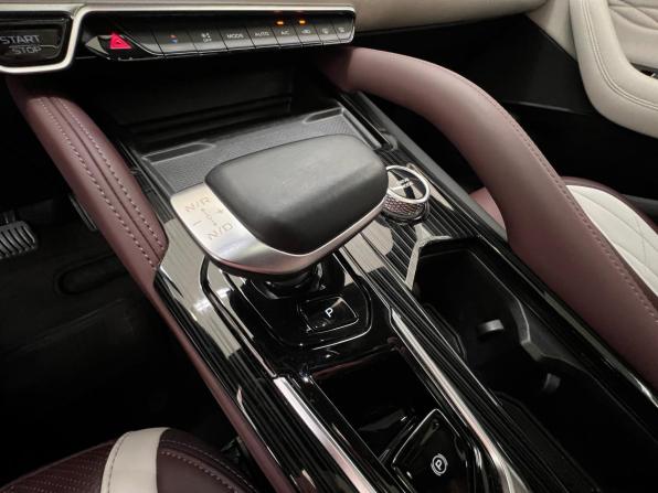 Geely Monjaro I с пробегом 2024 года, цена 3 490 000 рублей, 74047 км, внедорожник, Автокод Объявления