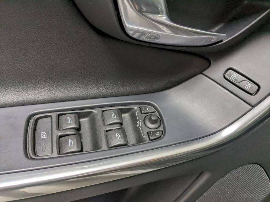 Volvo XC60 I Рестайлинг Москва  - изображение 12