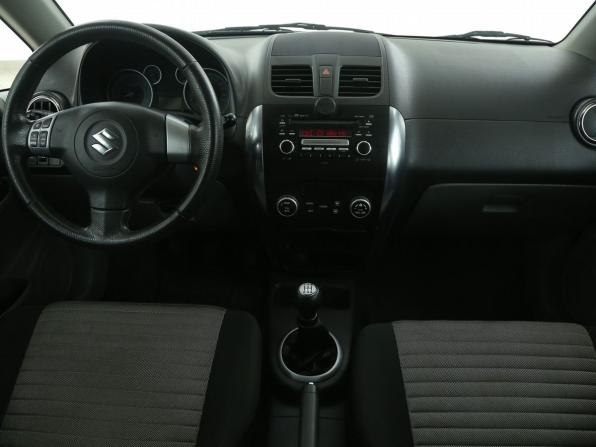 Suzuki SX4 I (Classic) Рестайлинг с пробегом 2010 года, цена 574 000 рублей, 269044 км, хэтчбек, Автокод Объявления