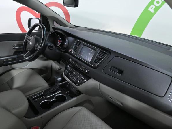 Kia Carnival III с пробегом 2019 года, цена 2 910 000 рублей, 99097 км, минивэн, Автокод Объявления