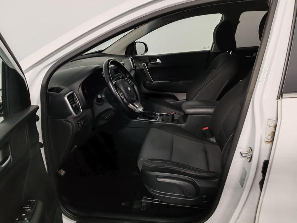 Kia Sportage IV Рестайлинг с пробегом 2018 года, цена 1 929 000 рублей, 144378 км, внедорожник, Автокод Объявления