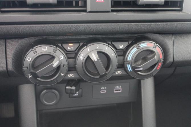 Mitsubishi L200 VI с пробегом 2025 года, цена 4 944 000 рублей, 43 км, пикап, Автокод Объявления