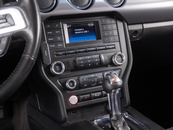 Ford Mustang VI с пробегом 2015 года, цена 2 489 000 рублей, 122485 км, купе, Автокод Объявления