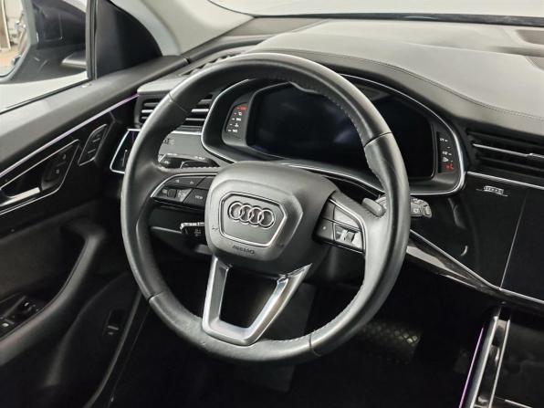 Audi Q8 I (4M) с пробегом 2019 года, цена 6 399 000 рублей, 87926 км, внедорожник, Автокод Объявления
