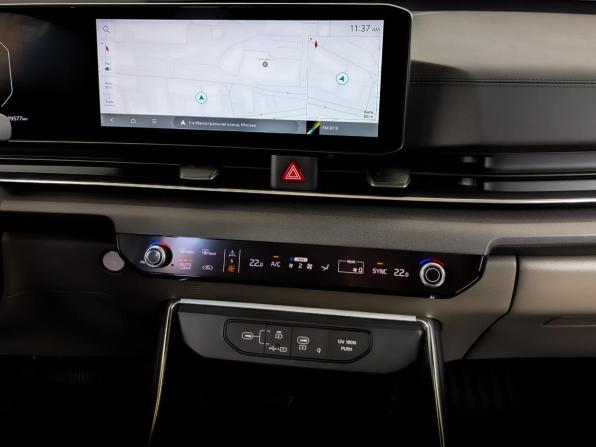 Kia Carnival IV Рестайлинг с пробегом 2024 года, цена 5 880 000 рублей, 19576 км, минивэн, Автокод Объявления