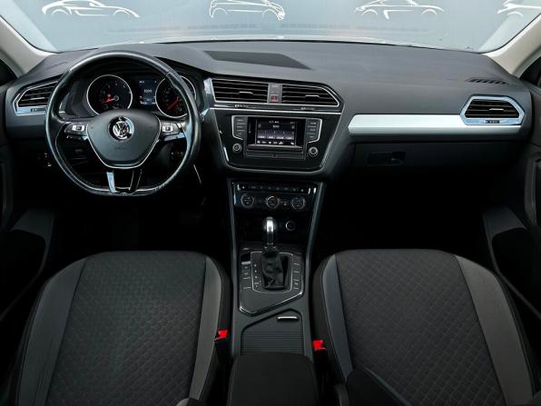 Volkswagen Tiguan II с пробегом 2017 года, цена 1 555 300 рублей, 187728 км, внедорожник, Автокод Объявления