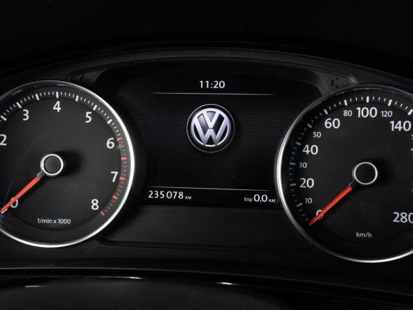 Volkswagen Touareg II с пробегом 2010 года, цена 1 699 000 рублей, 235078 км, внедорожник, Автокод Объявления