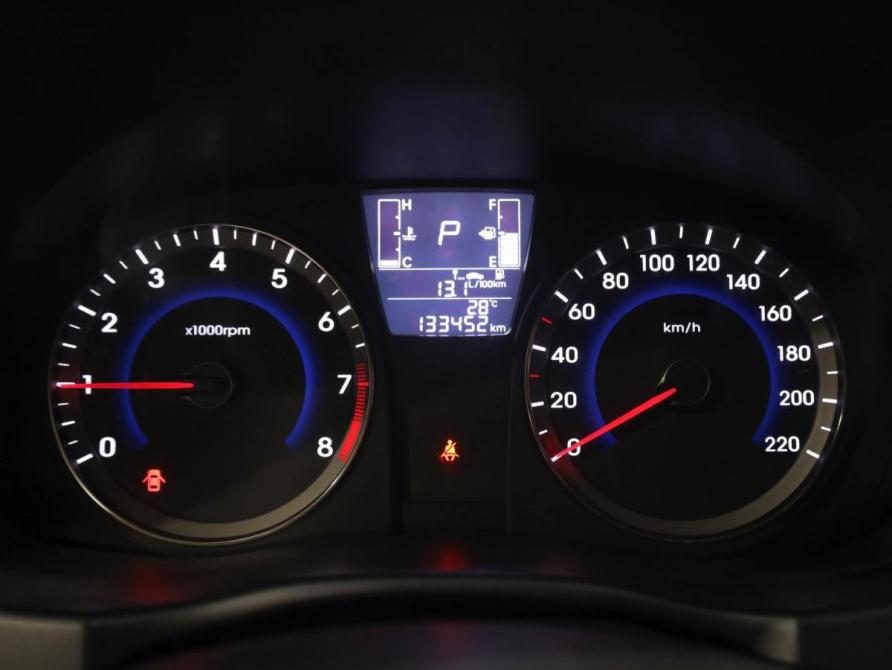 Hyundai Solaris I Рестайлинг Ростов-на-Дону  - изображение 16