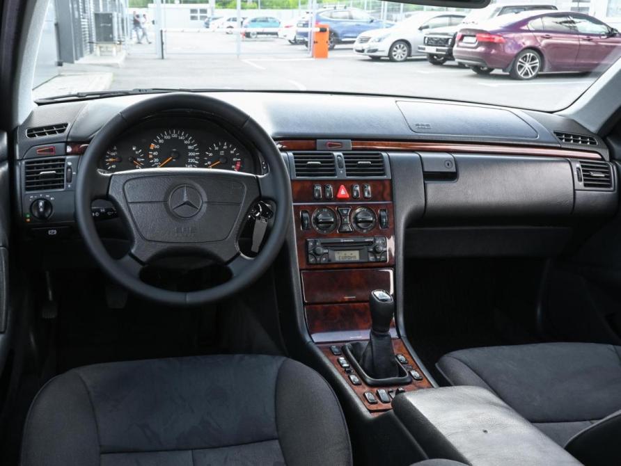 Mercedes-Benz E-Класс II (W210 S210) Волгоград  - изображение 6