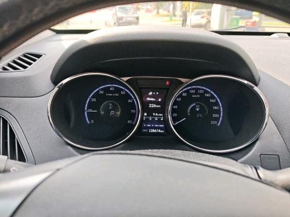 Hyundai ix35 I Рестайлинг с пробегом 2014 года, цена 1 275 000 рублей, 128674 км, внедорожник, Автокод Объявления