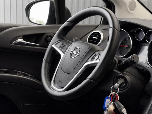 Opel Meriva B с пробегом 2011 года, цена 677 000 рублей, 137520 км, компактвэн, Автокод Объявления