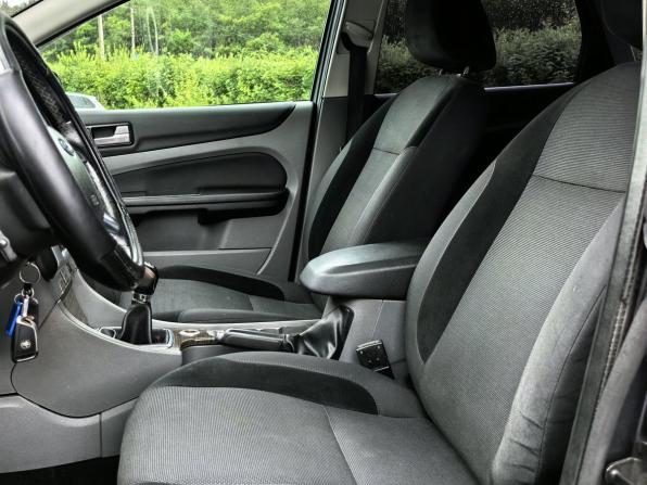 Ford Focus II Рестайлинг с пробегом 2008 года, цена 349 000 рублей, 269774 км, хэтчбек, Автокод Объявления