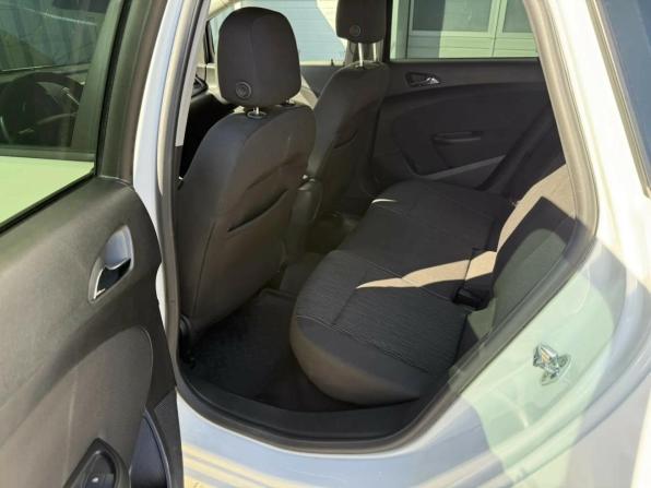 Opel Astra J Рестайлинг с пробегом 2014 года, цена 775 000 рублей, 109113 км, хэтчбек, Автокод Объявления