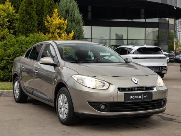 Renault Fluence I с пробегом 2012 года, цена 673 000 рублей, 130652 км, седан, Автокод Объявления