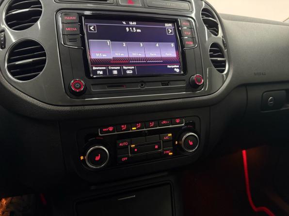 Volkswagen Tiguan I Рестайлинг с пробегом 2014 года, цена 1 349 000 рублей, 207412 км, внедорожник, Автокод Объявления