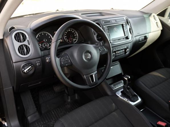 Volkswagen Tiguan I Рестайлинг с пробегом 2015 года, цена 1 550 000 рублей, 215698 км, внедорожник, Автокод Объявления