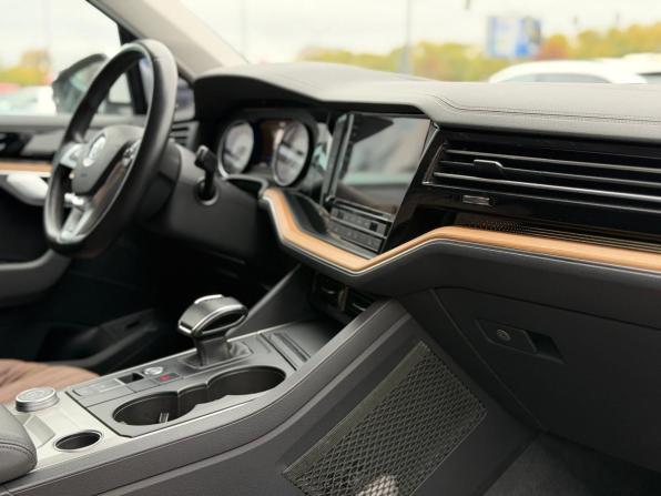 Volkswagen Touareg III с пробегом 2019 года, цена 4 575 000 рублей, 97523 км, внедорожник, Автокод Объявления