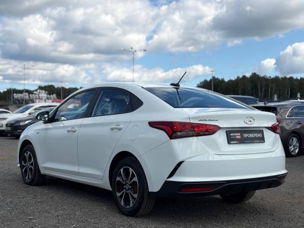 Hyundai Solaris II Рестайлинг с пробегом 2020 года, цена 1 385 000 рублей, 58000 км, седан, Автокод Объявления