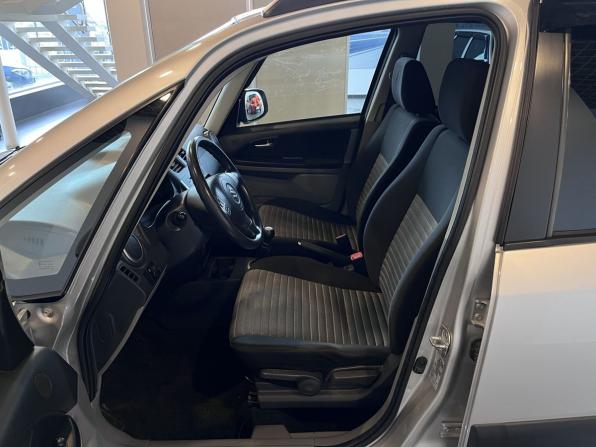 Suzuki SX4 I (Classic) Рестайлинг с пробегом 2012 года, цена 737 800 рублей, 173483 км, хэтчбек, Автокод Объявления