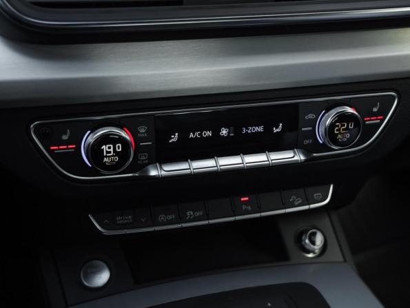 Audi Q5 II (FY) с пробегом 2019 года, цена 3 099 000 рублей, 142546 км, внедорожник, Автокод Объявления