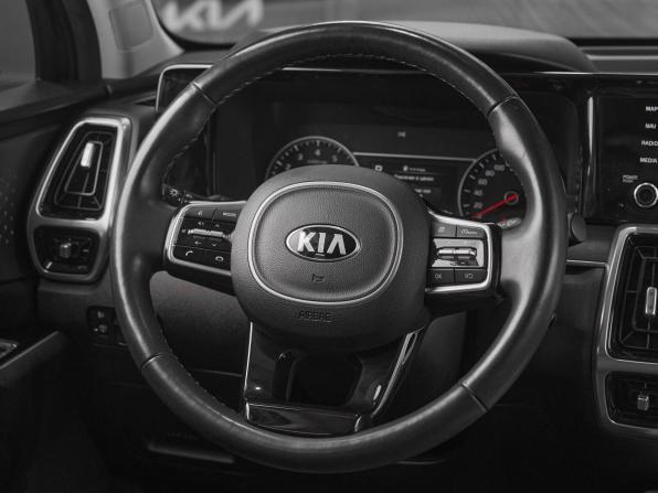 Kia Sorento IV с пробегом 2021 года, цена 3 599 000 рублей, 93400 км, внедорожник, Автокод Объявления