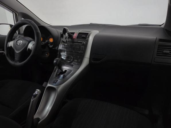 Toyota Auris I с пробегом 2009 года, цена 600 000 рублей, 237715 км, хэтчбек, Автокод Объявления