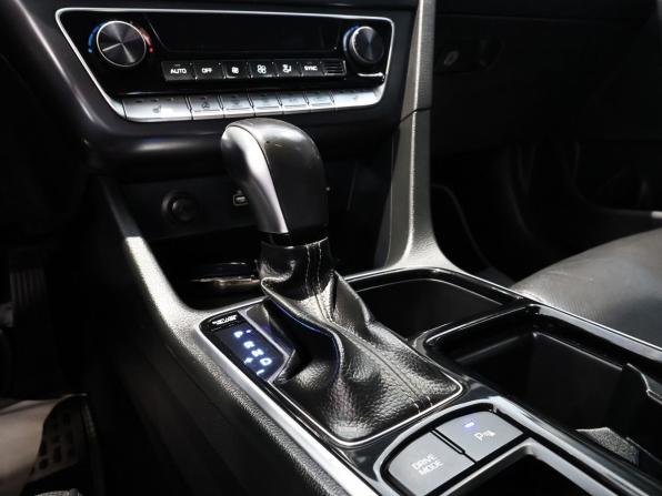 Hyundai Sonata VII (LF) Рестайлинг с пробегом 2017 года, цена 1 529 000 рублей, 181298 км, седан, Автокод Объявления