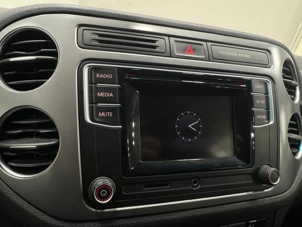 Volkswagen Tiguan I Рестайлинг с пробегом 2015 года, цена 1 635 000 рублей, 165000 км, внедорожник, Автокод Объявления