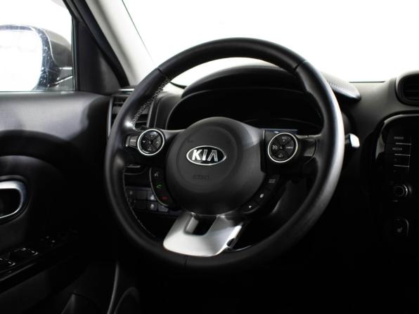 Kia Soul II Рестайлинг с пробегом 2017 года, цена 1 499 000 рублей, 130895 км, хэтчбек, Автокод Объявления